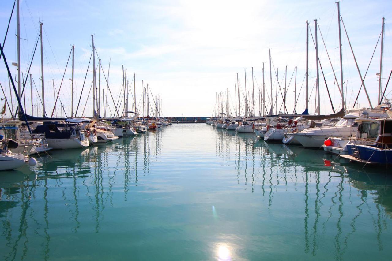 Global Properties, Apartamento Con Terraza Y Vistas A La Piscina En Gran Canet Canet d'En Berenguer Exterior foto